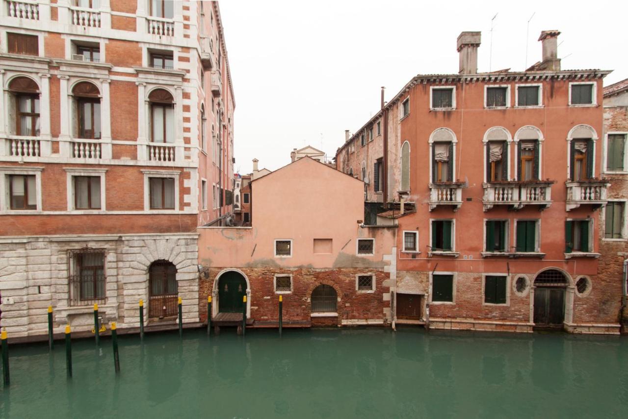 Apartamento Explore From A Sophisticated Hideaway In San Polo Venecia